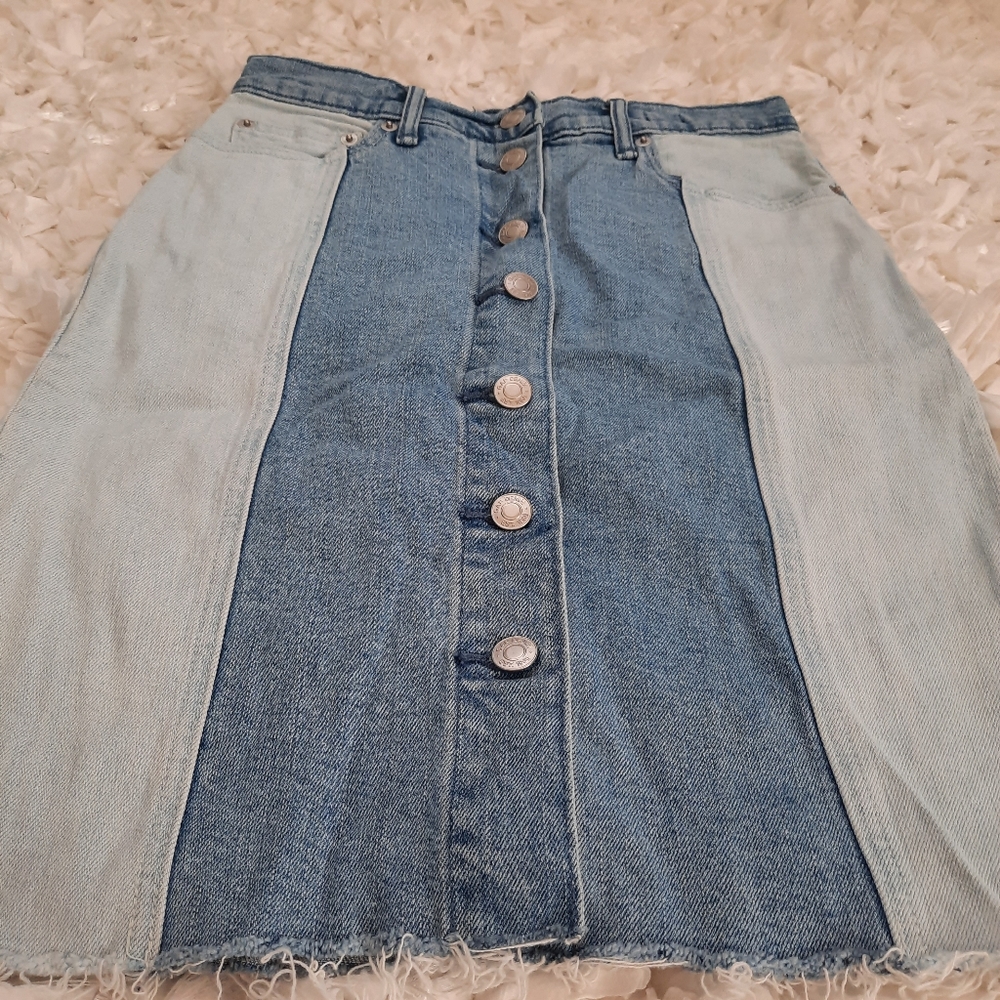 GAP Denim Mixed Denim Patchwork Jean Dkirt Fitted Button Front Sz 25 - Picture 4 of 12